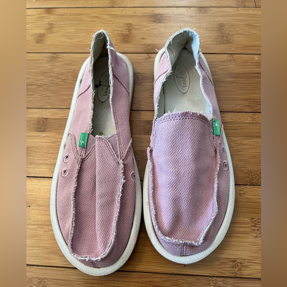Sanuk Shoes